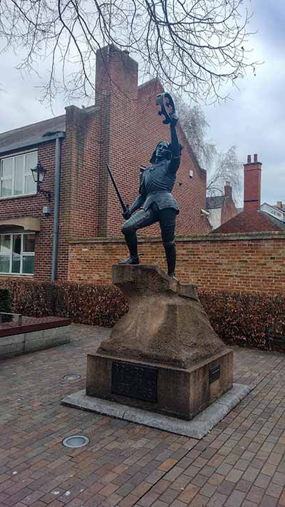 King Richard III statue in Leicester